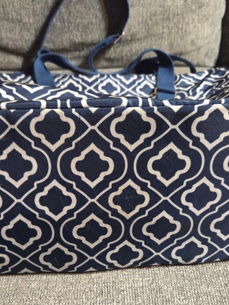Sarah Wells "Lizzy" Navy Parent Tote & Diaper Bag — image 4 of 4